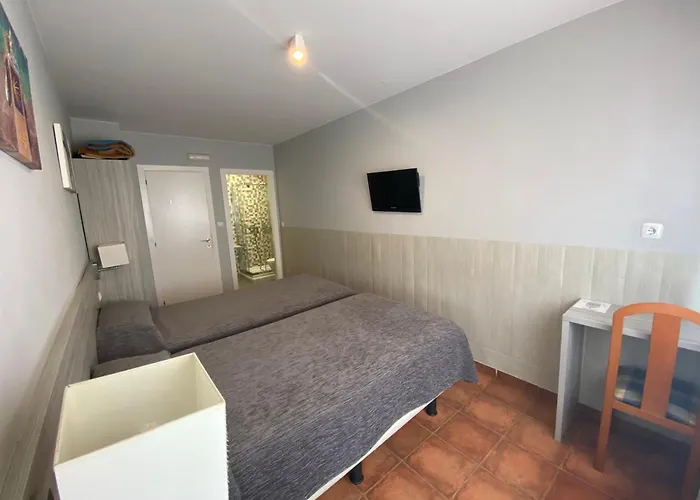 ゲストハウス Dpcristal 2*