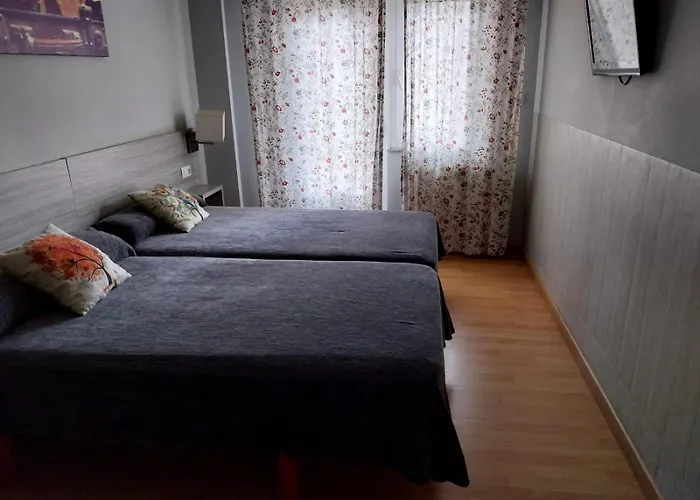 ゲストハウス Dpcristal 2*